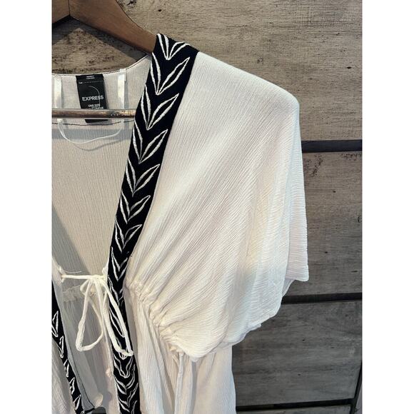 Express Boho Wrap Blouse Cover Up White One Size Caftan Lagenlook - Picture 2 of 9